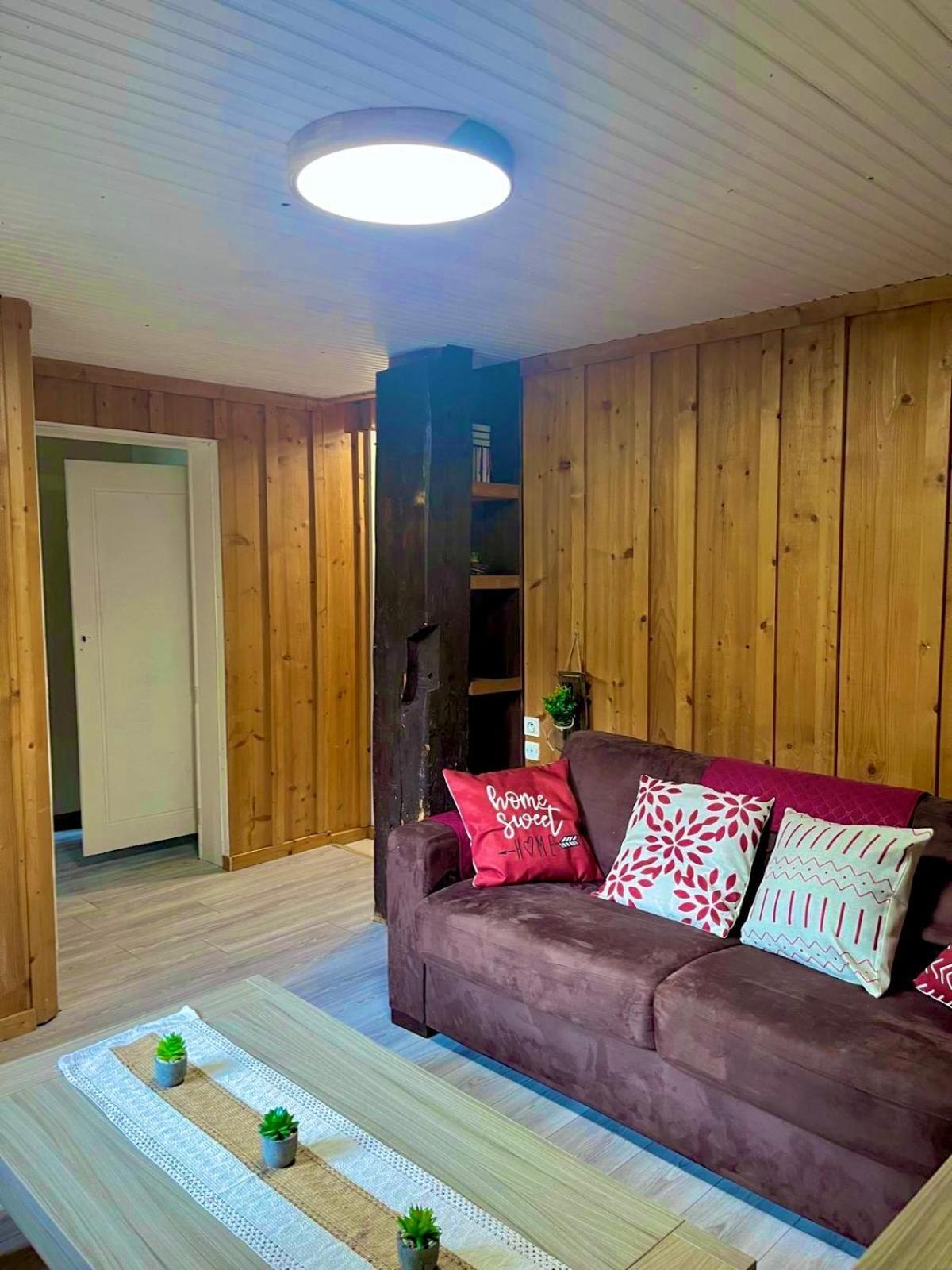 Appartement Dans Maison Familiale Bellevaux Exteriér fotografie
