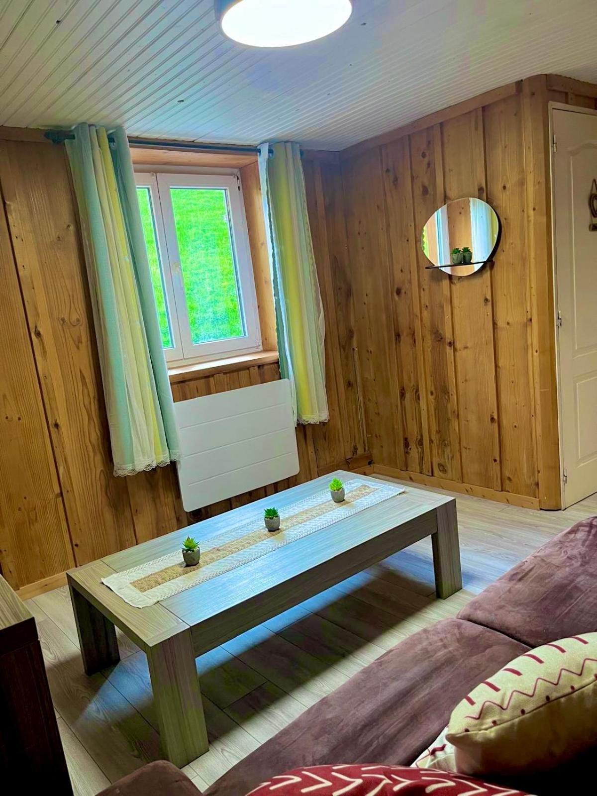 Appartement Dans Maison Familiale Bellevaux Exteriér fotografie