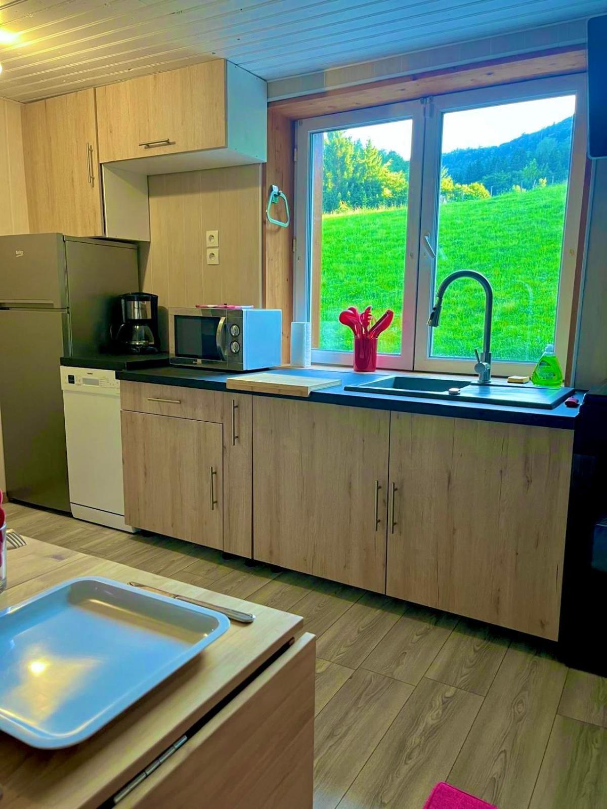 Appartement Dans Maison Familiale Bellevaux Exteriér fotografie