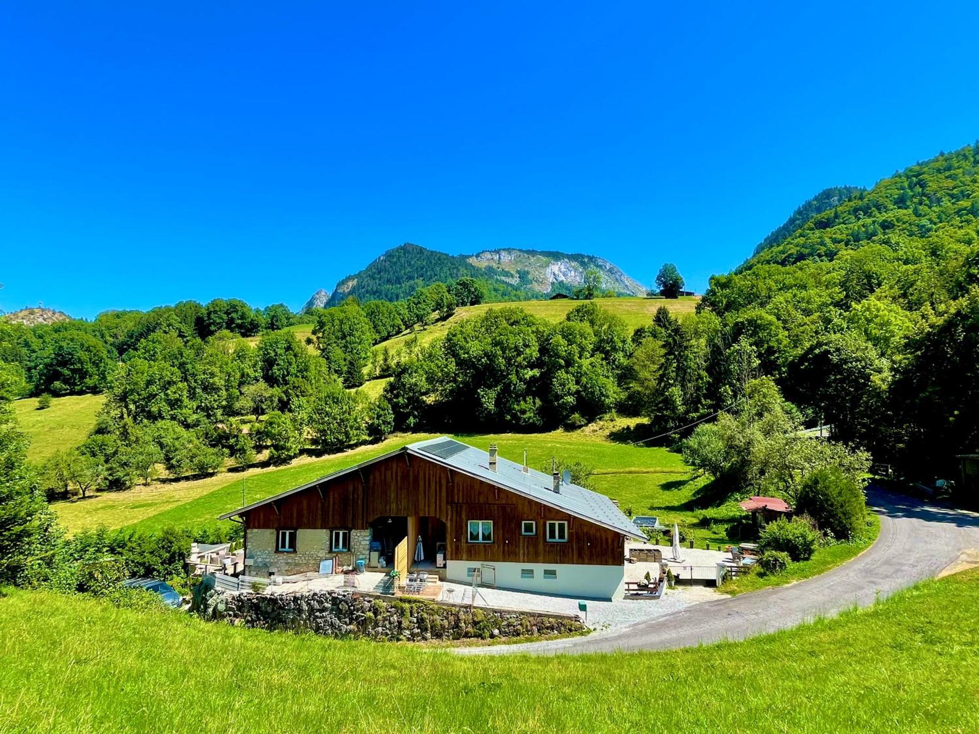 Appartement Dans Maison Familiale Bellevaux Exteriér fotografie